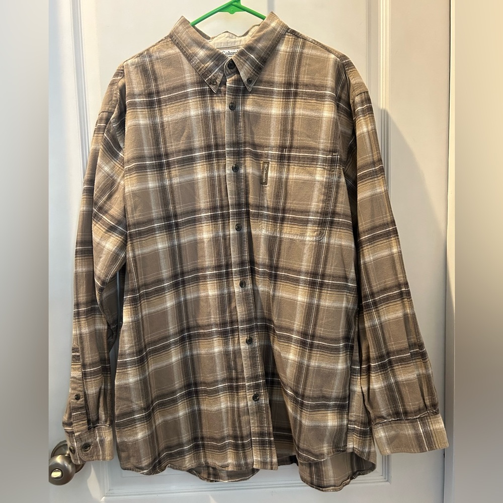 2 button down shirts used
